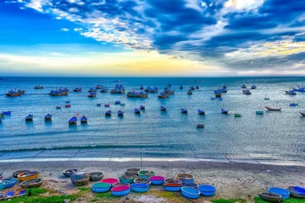Biển Mũi Né - Thiên Đường Du Lịch